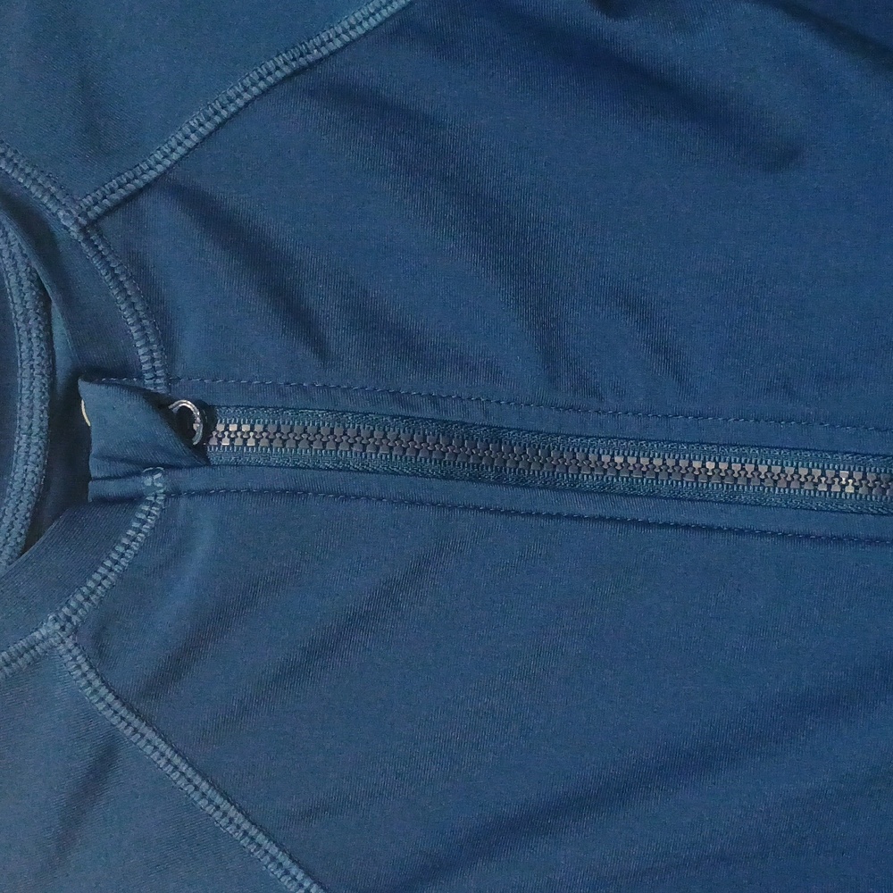 4/$15 Zip Up Rash Guard, 12M - Picture 2 of 3